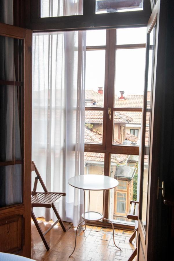 Hotel Puerto De 利亚内斯 外观 照片